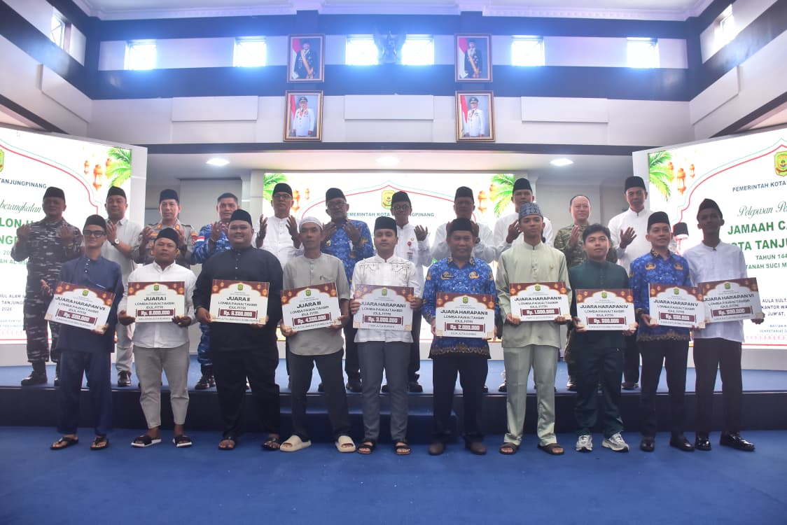 144 JCH Tanjungpinang Dilepas, Wali Kota Lis Titip Doa untuk Keberkahan dan Kesejahteraan Kota