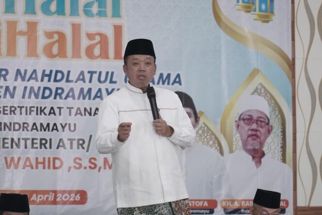 
					Hadiri Halalbihalal dan Penyerahan Sertipikat Tanah Wakaf PCNU Indramayu, Menteri Nusron Minta NU Berikan Kebermanfaatan bagi Masyarakat