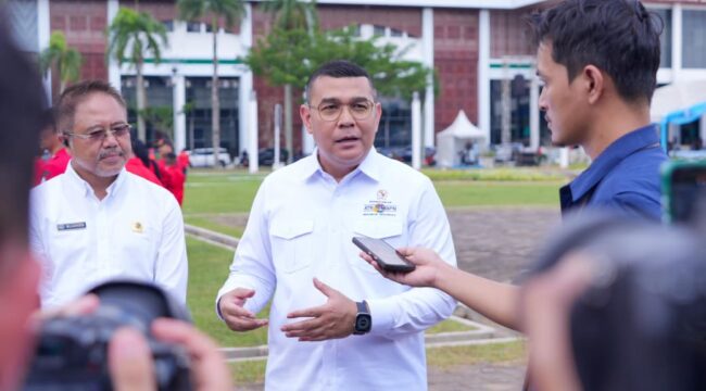 Wakil Menteri (Wamen) ATR/Wakil Kepala (Waka) BPN, Ossy Dermawan, dalam Apel Kesiapsiagaan Penanggulangan Karhutla Tahun 2026 di Kalimantan Barat, Kamis (16/04/2026).