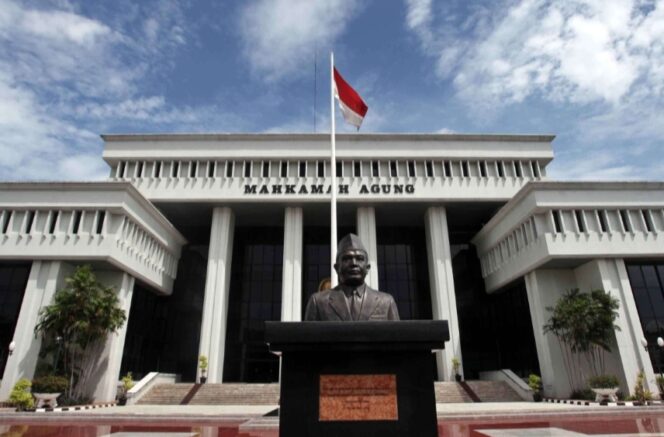 
					Gedung Mahkamah Agung, F-Humas MA