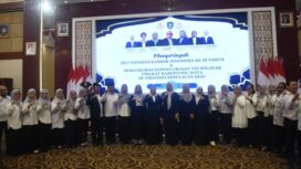 Dewi Kumalasari Ansar secara resmi dikukuhkan sebagai Ketua Pengurus Yayasan Kanker Indonesia (YKI) Provinsi Kepulauan Riau masa bakti 2026–2031 oleh Pengurus Yayasan Kanker Indonesia Pusat di Aula Wan Seri Beni, Dompak, Jumat (17/4/2026). F-Kominfo Kepri 