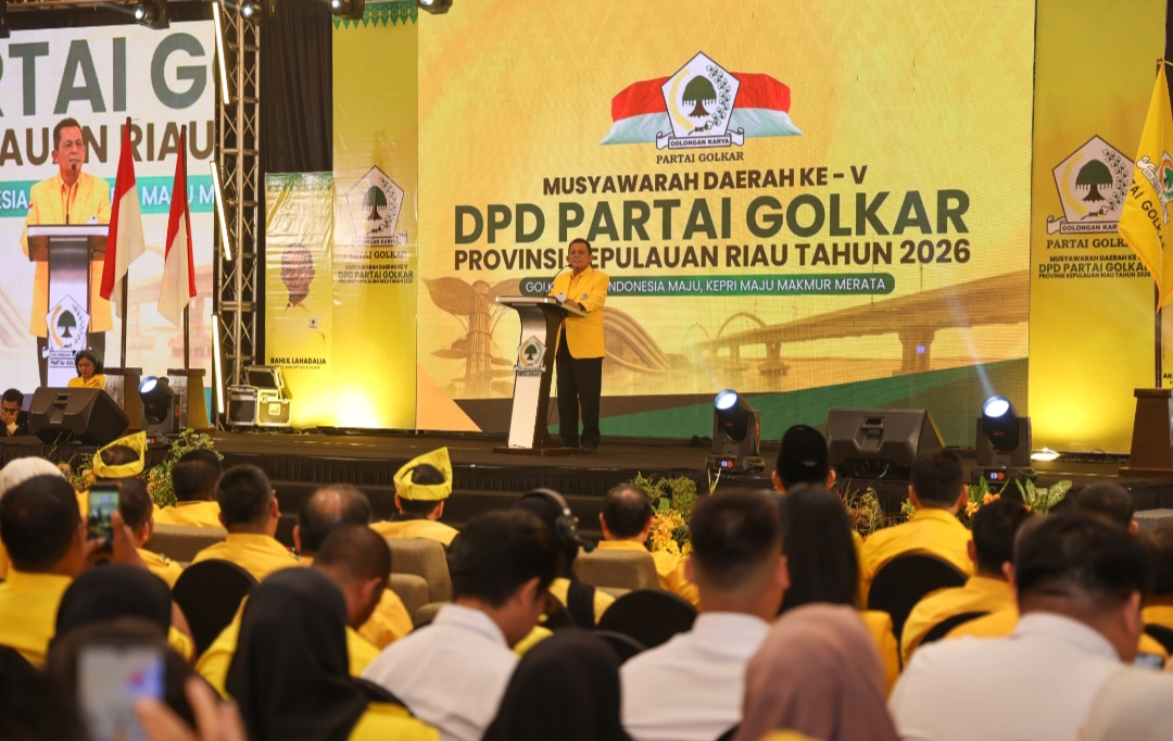 Gubernur Kepulauan Riau Ansar Ahmad menghadiri Musyawarah Daerah (Musda) V Partai Golkar Provinsi Kepulauan Riau yang digelar di TCC Aston Tanjungpinang, Selasa (21/4). F-Kepri.info
