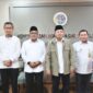 Wali Kota Tanjungpinang, H. Lis Darmansyah bersama Sekretaris Daerah Kota Tanjungpinang, Zulhidayat, dan Kepala Kantor Badan Pertanahan Kota Tanjungpinang, Yudi Hermawan, temui Menteri Agraria dan Tata Ruang/ Badan Pertanahan Nasional (ATR/BPN), Nusron Wahid, di Kantor Kementerian ATR/BPN, Jakarta, Kamis (23/4).