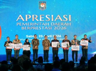 Pemerintah Provinsi Kepulauan Riau kembali mendapatkan penghargaan membanggakan di tingkat nasional. Pemrov Kepri meraih predikat Terbaik 1 Kategori Penanggulangan Kemiskinan dan Stunting pada ajang Apresiasi Pemerintah Daerah Berprestasi 2026 dari Pemerintah Pusat melalui Kementrian Dalam Negeri.