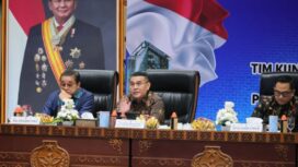 Wakil Menteri ATR/BPN, Ossy Dermawan saat memimpin rapat bersama Pemprov Kalteng