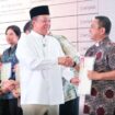 Menteri Agraria dan Tata Ruang/Kepala Badan Pertanahan Nasional (ATR/BPN), Nusron Wahid, menghadiri Perayaan dan Ibadah Paskah Persekutuan Umat Kristiani Kementerian ATR/BPN pada Jumat (24/04/2026). 