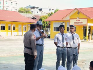 Satuan Pembinaan Masyarakat (Sat Binmas) Polresta Tanjungpinang melaksanakan kegiatan sosialisasi penyuluhan Kamtibmas dan bahaya narkoba kepada siswa-siswi SMAN 4 Kota Tanjungpinang, Senin (11/5/2026).