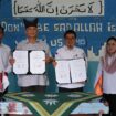 Ketua Bawaslu Kota Tanjungpinang dan Kepala SMAS Muhammadiyah Tanjungpinang melakukan penandatanganan Nota Kesepahaman dan Perjanjian Kerja Sama
Ketua Bawaslu Kota Tanjungpinang dan Kepala SMAS Muhammadiyah Tanjungpinang melakukan penandatanganan Nota Kesepahaman dan Perjanjian Kerja Sama, Rabu (13/05). 