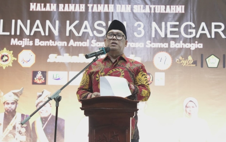 Wakil Gubernur Kepulauan Riau, Nyanyang Haris Pratamura, menghadiri kegiatan Bantuan Amal Jalinan Kasih 3 Negara (Sahabat Dua Roda) & Club Pemotoran serta Persilatan Bima Sakti yang digelar di Moro, Kabupaten Karimun, Sabtu (2/5/2026).