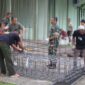 Kodim 0315/Tanjungpinang kembali menunjukkan komitmennya dalam mendukung percepatan pembangunan infrastruktur pedesaan pascabanjir melalui dimulainya pembangunan Jembatan Armco di wilayah Kabupaten Bintan, Kamis (7/5/2026).