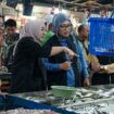 Sekretaris Daerah Provinsi Kepulauan, Riau Misni bersama Tim Pengendalian Inflasi Daerah (TPID) Provinsi Kepri meninjau langsung kondisi harga bahan pokok di Pasar Bintan Center (Bincen), Tanjungpinang, Jumat (15/5/2026).