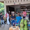 Satreskrim Polres Bintan menciduk salah satu Terduga pelaku Penyalahgunaan BBM Bersubsidi, Senin (18/05)
