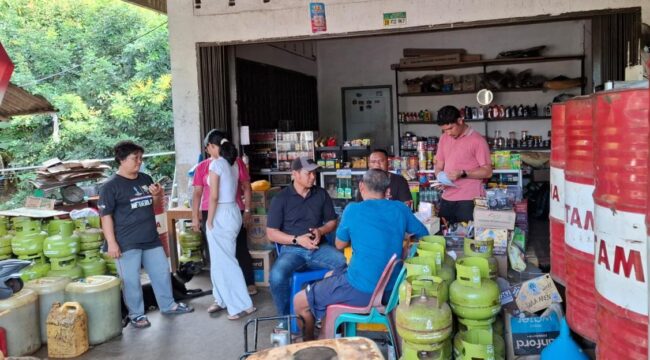 Satreskrim Polres Bintan menciduk salah satu Terduga pelaku Penyalahgunaan BBM Bersubsidi, Senin (18/05)