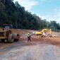 Proyek Peningkatan Jalan SP. Setajam-Serteh di Kabupaten Lingga terus di Kebut.