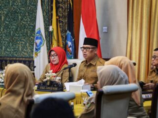 Wakil Gubernur Kepulauan Riau, Nyanyang Haris Pratamura, memimpin rapat persiapan penyelenggaraan Musabaqah Tilawatil Qur’an (MTQ) XII Tingkat Provinsi Kepulauan Riau Tahun 2026 di Gedung Daerah Provinsi Kepri, Tanjungpinang, Senin (25/5).
