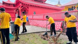 Sambut Hari Bhayangkara ke-80, Polsek Bintan Utara gelar bakti sosial bersihkan tempat ibadah dan perkuat kebersamaan
