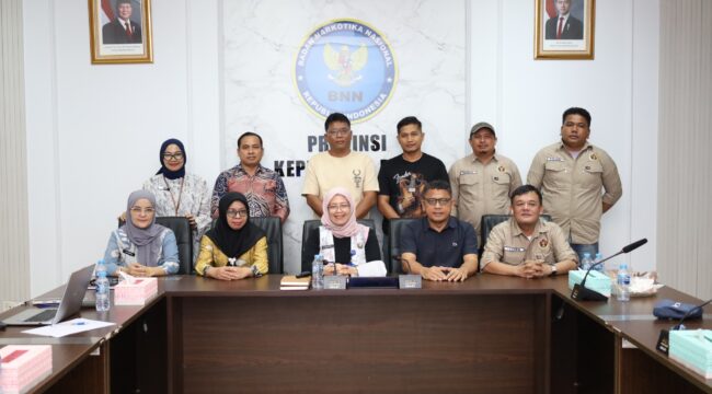 Pengurus Provinsi Persatuan Wartawan Indonesia (PWI) Kepulauan Riau (Kepri) menggelar kunjungan silaturahmi ke Kantor Badan Narkotika Nasional Provinsi (BNNP) Kepulauan Riau di Batam, Selasa (9/6/2026).