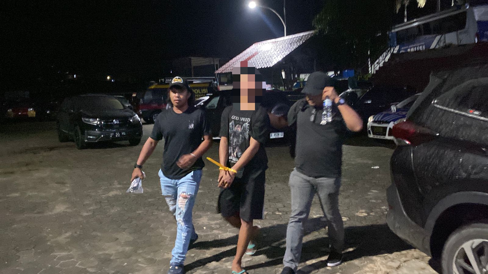 Terduga Pelaku Pencurian Handphone Berhasil di bekuk Tim Jatanras Polresta Tanjungpinang, Rabu (10/06)