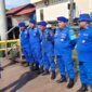 Satpolairud Polres Bintan Salurkan Bantuan Sosial kepada Nelayan Pesisir Sambut Hari Bhayangkara Ke-80