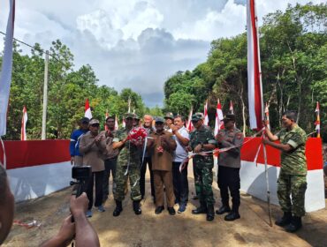 Peresmian Jembatan Aramco Garuda Sungai Kangboi