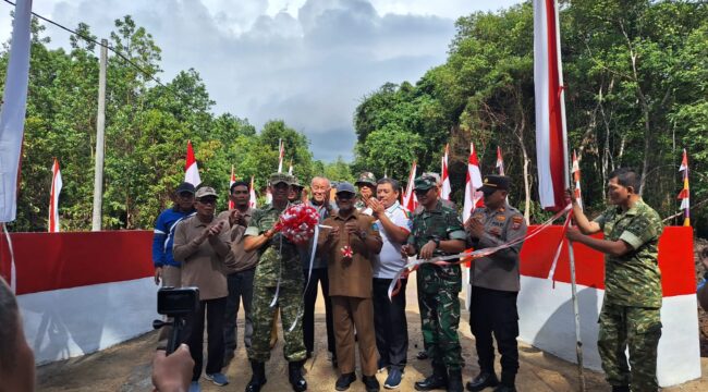 Peresmian Jembatan Aramco Garuda Sungai Kangboi
