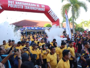 Kapolresta Tanjungpinang, Kombes Pol. Indra Ranu Dikarta, secara langsung melepas para peserta, Sabtu (27/06)