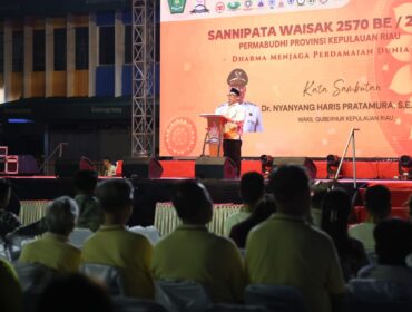 Wagub Nyanyang Hadiri Sannipata Waisak 2570 BE.
