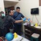 Tim Inafis Polresta Tanjungpinang dan Anggota Polsek Tanjungpinang Barat saat melakukan olah TKP, Jum'at (18/17)