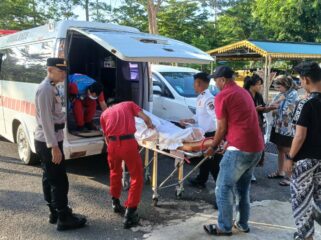 Korban diketahui bernama Bahkytkul Baizhanova (56), seorang perempuan warga negara Kazakhstan yang saat kejadian sedang berlibur bersama keluarganya di kawasan wisata Lagoi.
