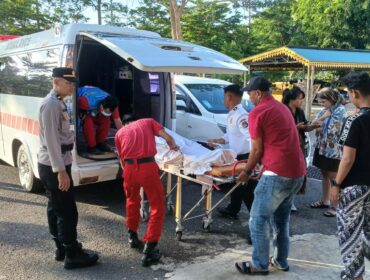 Korban diketahui bernama Bahkytkul Baizhanova (56), seorang perempuan warga negara Kazakhstan yang saat kejadian sedang berlibur bersama keluarganya di kawasan wisata Lagoi.
