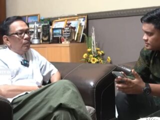 Guru Besar Bahasa Indonesia Fakultas Keguruan dan Ilmu Pendidikan (FKIP) Universitas Maritim Raja Ali Haji (UMRAH), Prof Abdul Malik