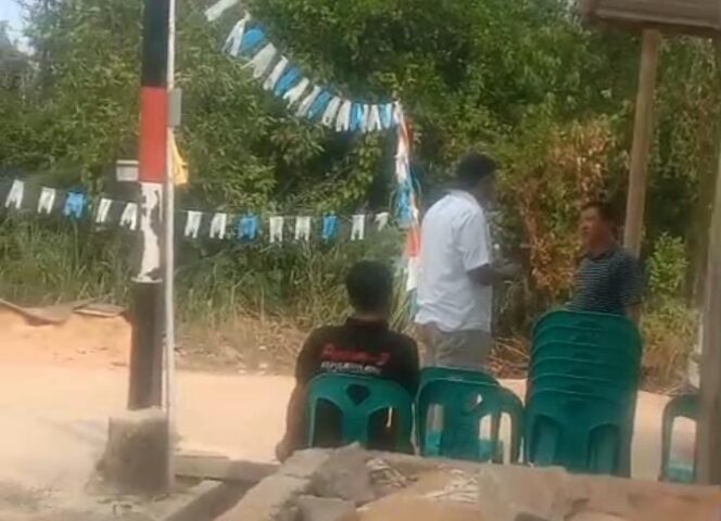 
					Warga Protes Aktivitas Usaha, Fasilitas Perumahan Celia dan Yuda Oktaviari Diduga Dirusak