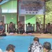 Polsek Bintan Timur bersama jajaran menggelar kegiatan “Basembang Bercerite” bersama tokoh agama (Toga), tokoh masyarakat (Tomas), serta warga Desa Air Glubi, Kecamatan Bintan Pesisir.