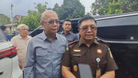 Jaksa Agung Muda Bidang Intelijen (Jamintel) Kejaksaan Agung Republik Indonesia, Reda Manthovani, mengunjungi Rumah Bahagia di Kecamatan Gunung Kijang, Kabupaten Bintan, Kepulauan Riau, Kamis (27/8/2026). Foto: YULI 