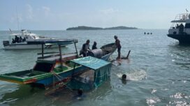 Penampakan Pompong terbalik di Dekat Pelabuhan SBP Tanjungpinang, Selasa (04/08/2026)