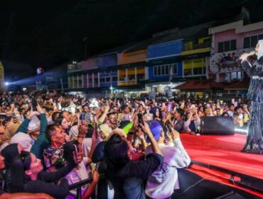 Penampilan artis ibukota pada puncak Perayaan Festival Kopi Merdeka 2026 