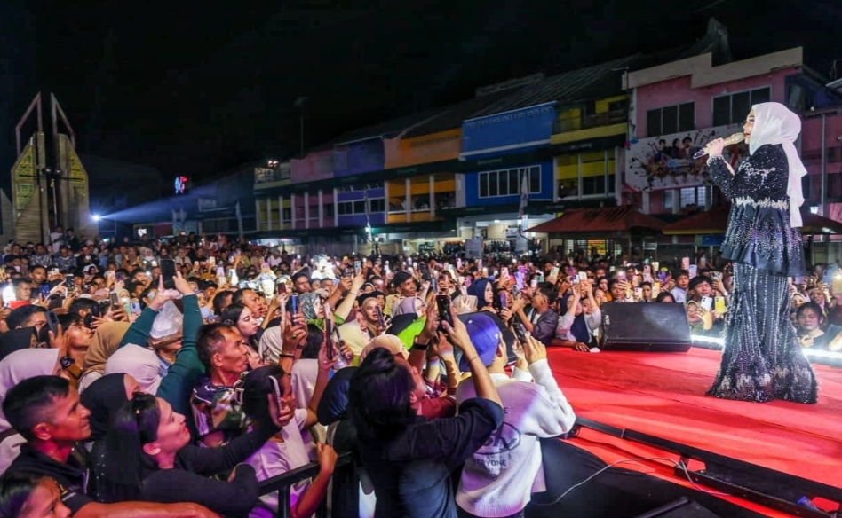 Penampilan artis ibukota pada puncak Perayaan Festival Kopi Merdeka 2026