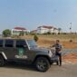 Kendaraan dinas operasional Jeep milik DPMD Dukcapil Provinsi Kepri tercatat tanpa nomor rangka resmi dalam KIB akibat migrasi sistem data.