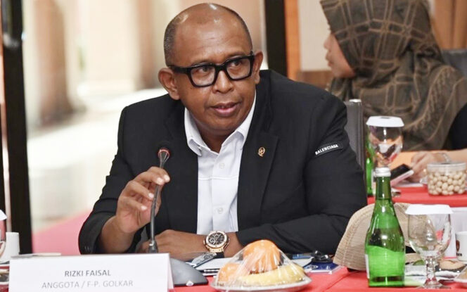 
					Anggota Komisi III DPR RI, Rizki Faisal, mengapresiasi langkah cepat aparat kepolisian bersama seluruh pihak terkait dalam mengendalikan situasi pascabentrokan yang terjadi di kawasan Setokok, Jembatan 3 Barelang, Kota Batam.