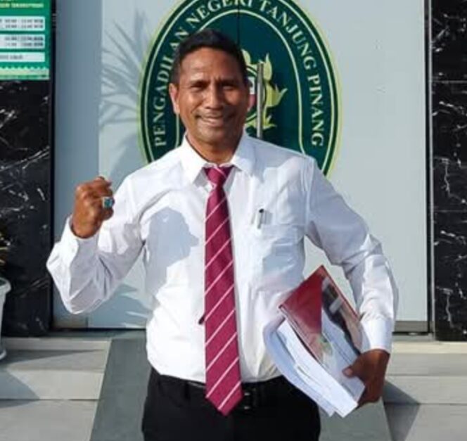 
					Ketua Besar Persatuan Keluarga Besar Flores Provinsi Kepulauan Riau (Kepri), Ignatius Toka Solly, S.H., menyampaikan lima poin penting menyikapi konflik yang terjadi di kawasan Setokok, Kota Batam, Selasa (15/09)