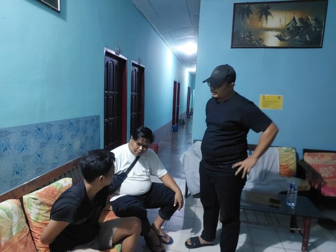 
					Polsek Bintan Utara mengamankan dua pria yang diduga terlibat dalam pencurian sepeda motor milik mahasiswa Universitas Maritim Raja Ali Haji (UMRAH) yang sedang melaksanakan Kuliah Kerja Nyata (KKN) di Desa Ekang Anculai, Kabupaten Bintan.