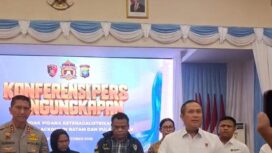 Kabareskrim Komjen Pol Asep Safrudin saat memimpin konferensi Pers penetapan tersangka kasus Blackout Listrik Batam beberapa waktu lalu, Selasa (20/10) F-Istimewa