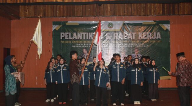 Himpunan Mahasiswa Kota Batam (HMKB) resmi melantik pengurus baru periode 2026/2027.